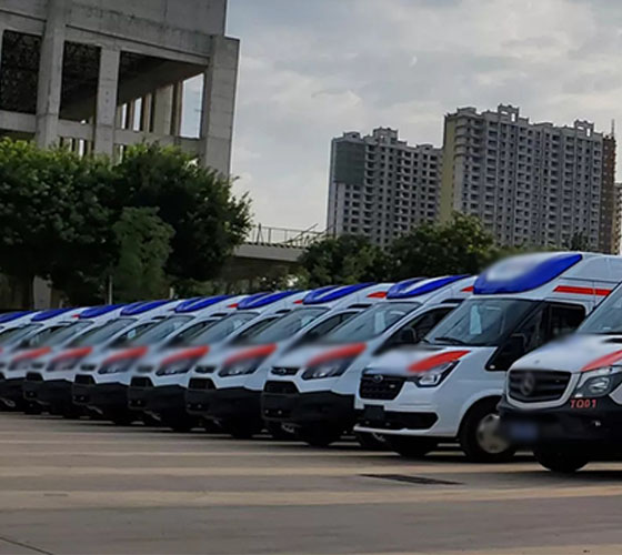 林芝服务车队展示